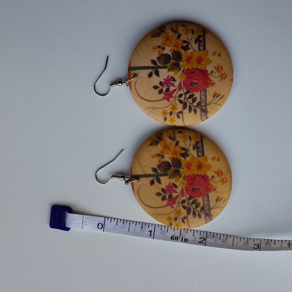 Floral Patterned Earrings - Multicolor - Picture 3 of 4